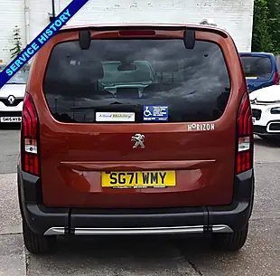 Used 2021 Peugeot Rifter Allure Premium Bronze - Interior and Exterior details 7