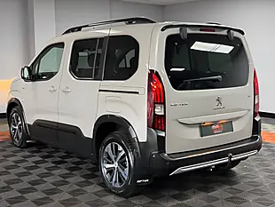 Used 2021 Peugeot Rifter GT Standard Beige - Interior and Exterior details 4