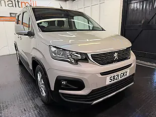 Used 2021 Peugeot Rifter Horizon Re Beige - Interior and Exterior details 4