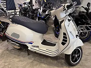 Used 2021 Piaggio Vespa Gts 125 Supersport White - Interior and Exterior details 2