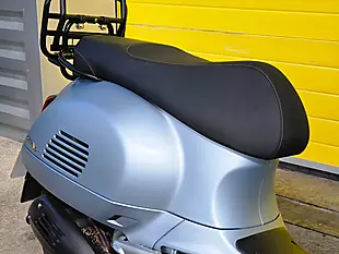 Used 2021 Piaggio Vespa Gts Supertech Grey - Interior and Exterior details 12