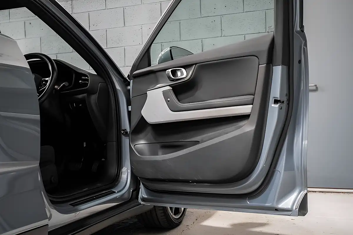 Used 2021 Polestar Polestar 2 Long Range Grey - Interior and Exterior details 8