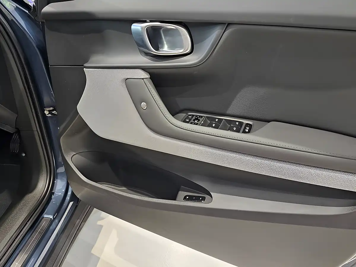 Used 2021 Polestar Polestar 2 Long Range Plus Pilot Blue - Interior and Exterior details 16