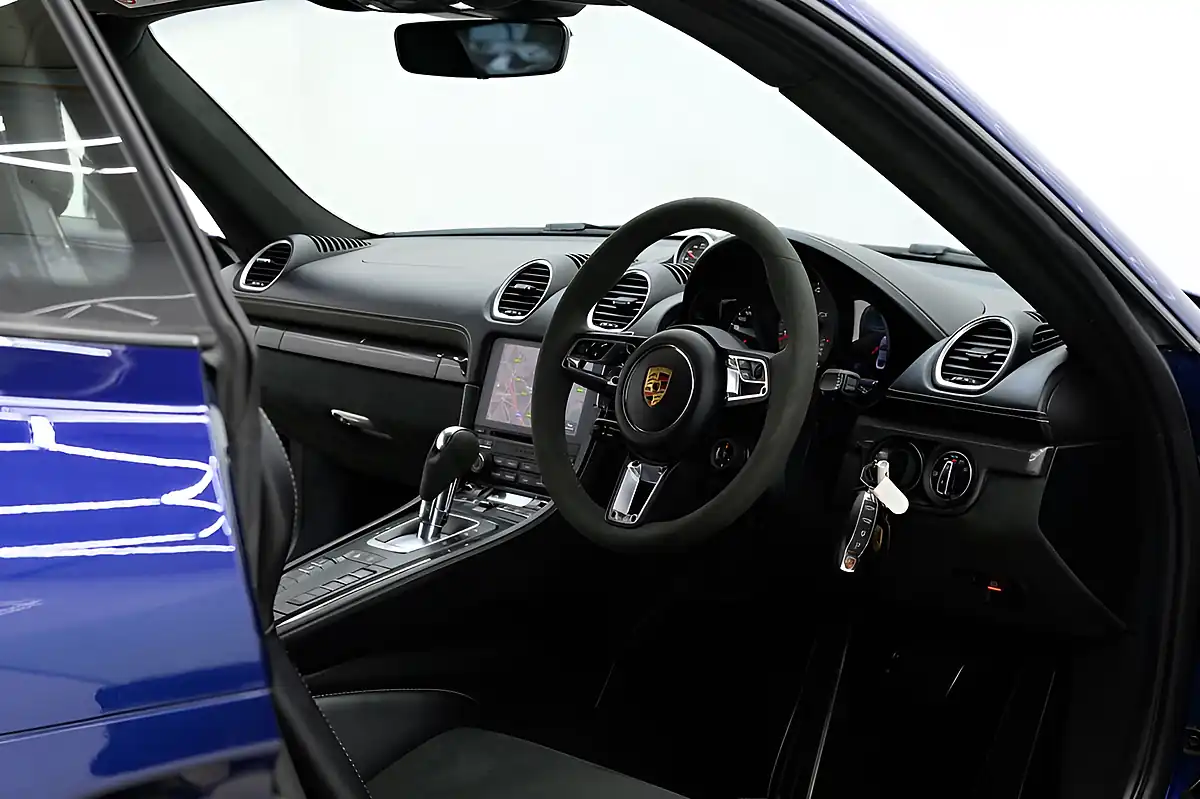 Used 2021 Porsche 718 Cayman Gts Blue - Interior and Exterior details 15