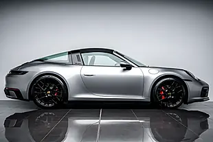 Used 2021 Porsche 911 4S Targa Silver - Interior and Exterior details 8