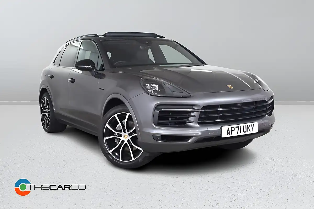Used 2021 Porsche Cayenne Grey - Front View