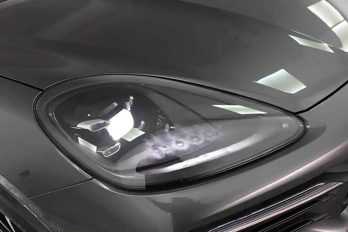 Used 2021 Porsche Cayenne Grey - Interior and Exterior details 18