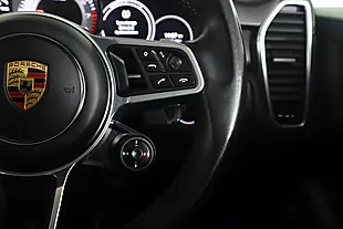 Used 2021 Porsche Cayenne Grey - Interior and Exterior details 19