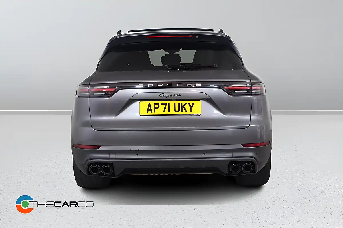 Used 2021 Porsche Cayenne Grey - Interior and Exterior details 7