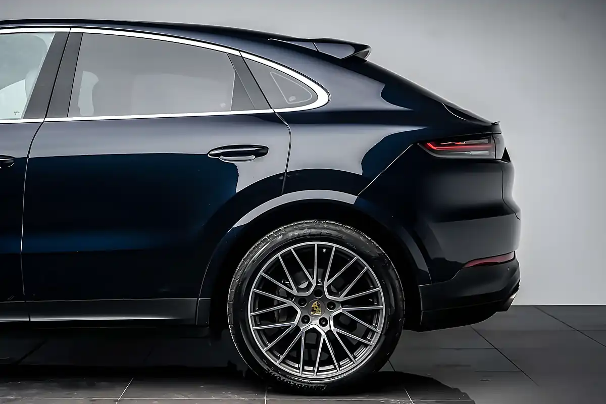 Used 2021 Porsche Cayenne S Coupe Blue - Interior and Exterior details 10