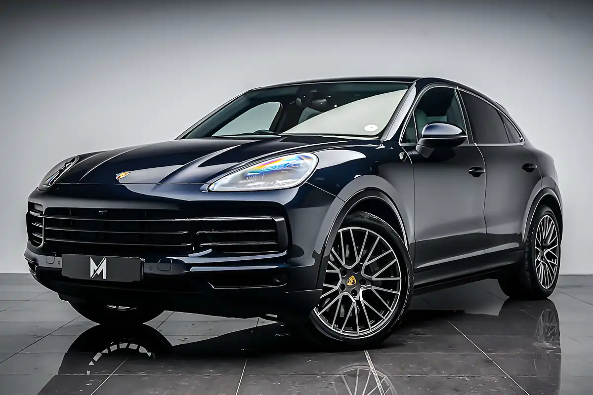 Used 2021 Porsche Cayenne S Coupe Blue - Interior and Exterior details 4
