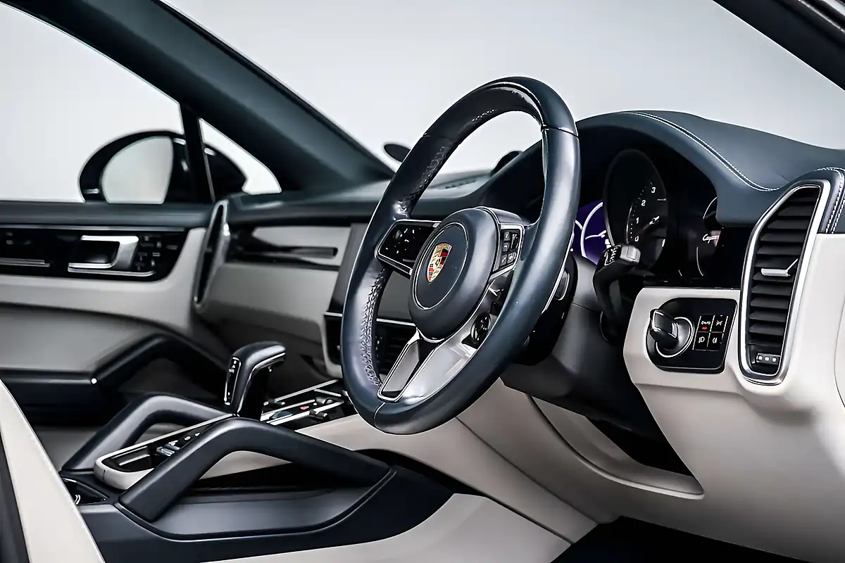 Used 2021 Porsche Cayenne S Coupe Blue - Interior and Exterior details 7