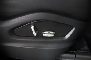 Used 2021 Porsche Cayenne Tiptronics Grey - Interior and Exterior details 14