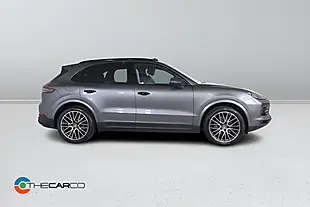 Used 2021 Porsche Cayenne Tiptronics Grey - Interior and Exterior details 7