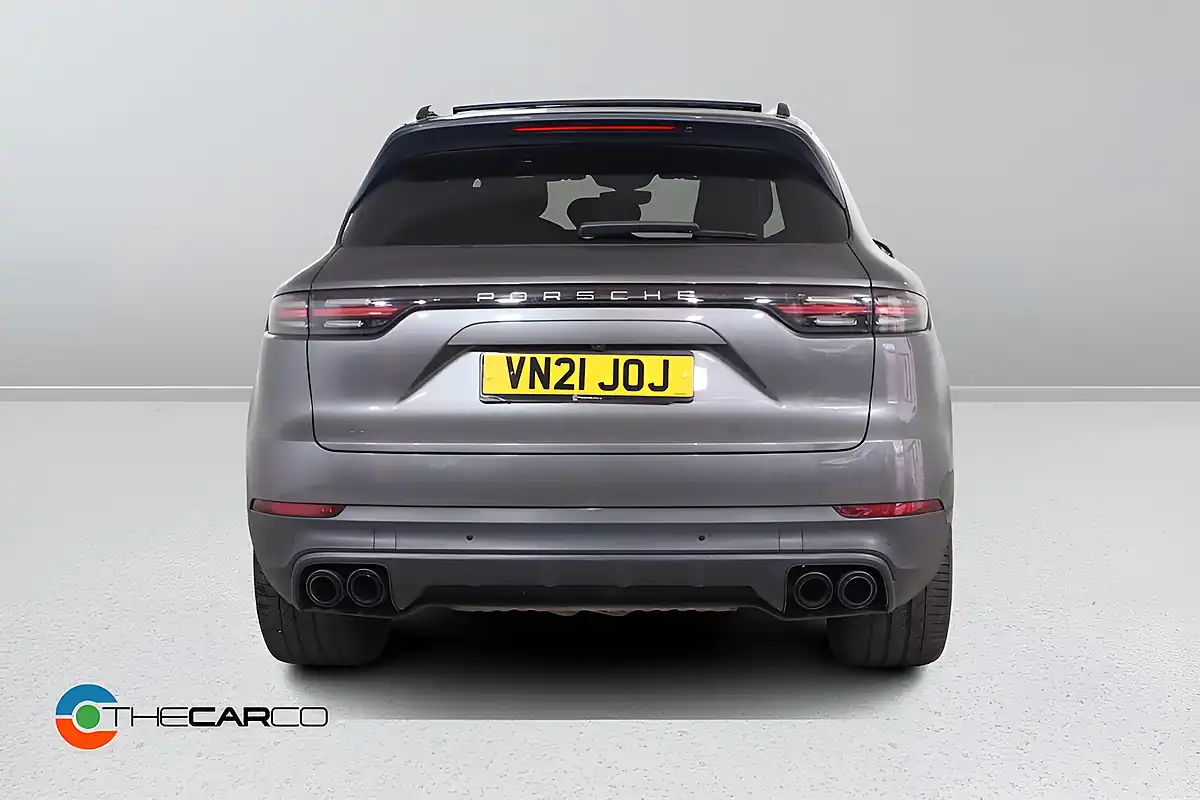Used 2021 Porsche Cayenne Tiptronics Grey - Interior and Exterior details 8