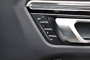 Used 2021 Porsche Macan Dolomite Silver - Interior and Exterior details 17