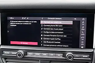 Used 2021 Porsche Macan Dolomite Silver - Interior and Exterior details 9