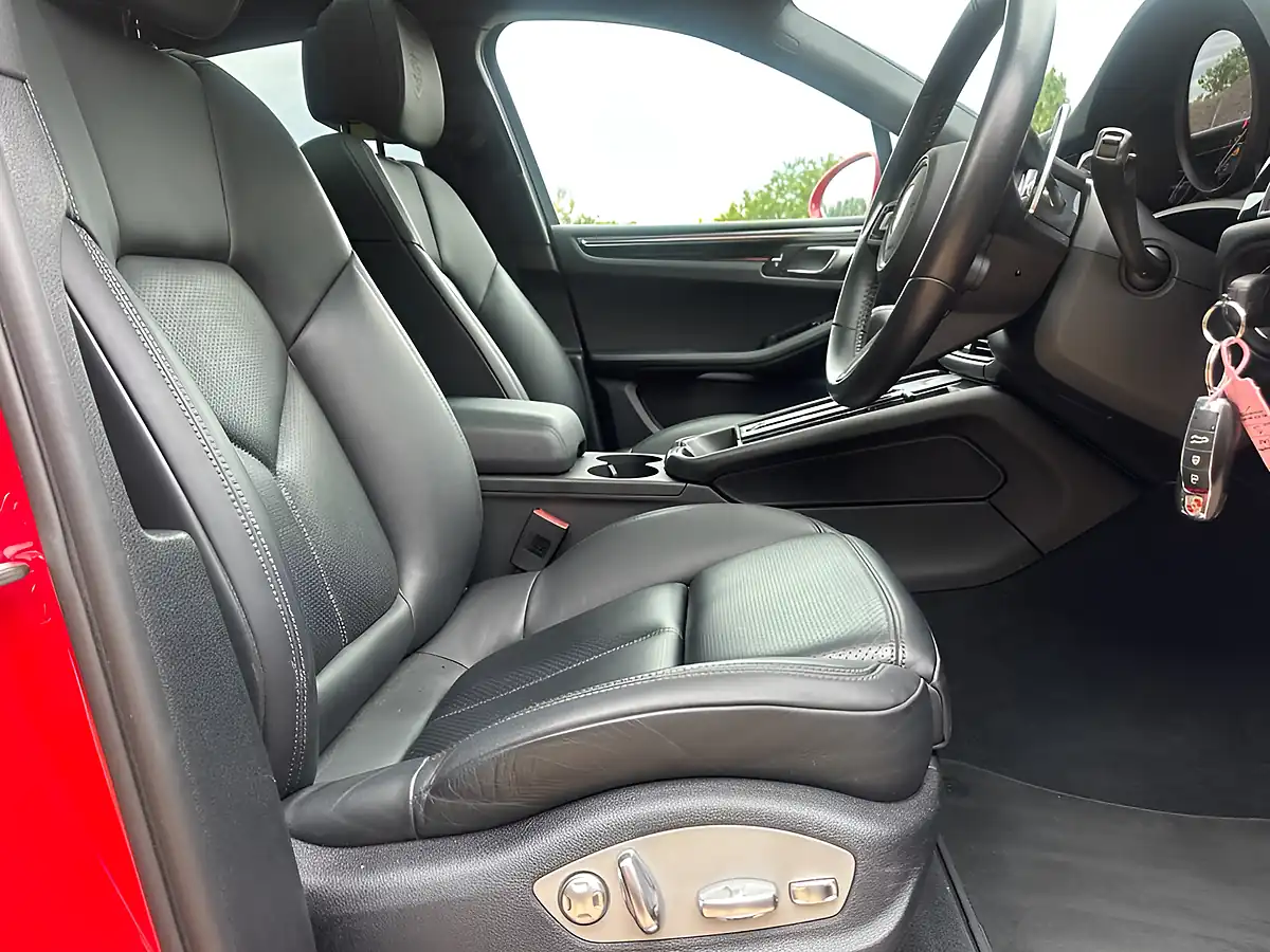 Used 2021 Porsche Macan S Carmine Red - Interior and Exterior details 15