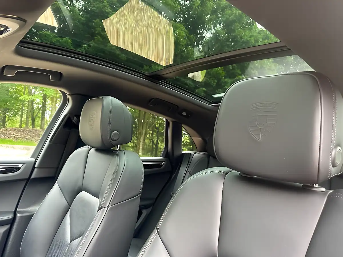 Used 2021 Porsche Macan S Carmine Red - Interior and Exterior details 8