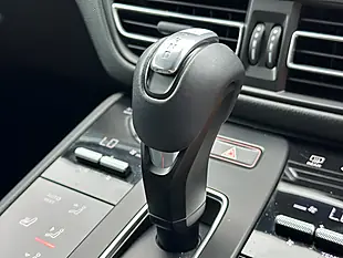 Used 2021 Porsche Macan S Dolomite Silver - Interior and Exterior details 17