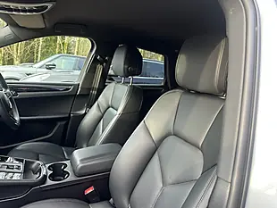 Used 2021 Porsche Macan S Dolomite Silver - Interior and Exterior details 6