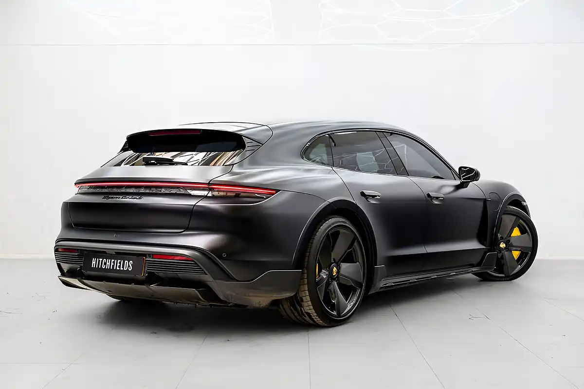 Used 2021 Porsche Taycan Cross Turismo Performance Plus Black - Interior and Exterior details 6