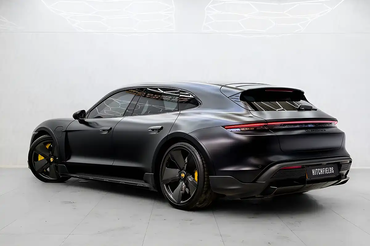 Used 2021 Porsche Taycan Cross Turismo Performance Plus Black - Interior and Exterior details 8
