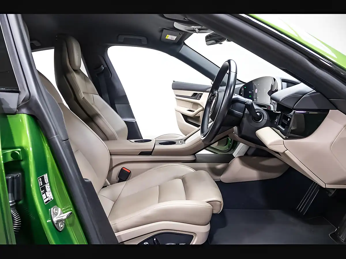 Used 2021 Porsche Taycan Performance 4S Mamba Green - Interior and Exterior details 10