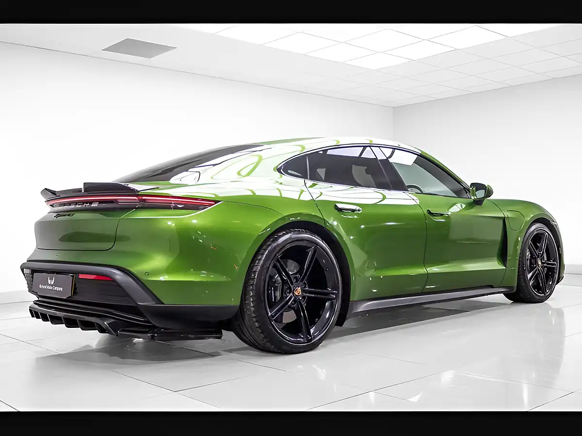 Used 2021 Porsche Taycan Performance 4S Mamba Green - Interior and Exterior details 6