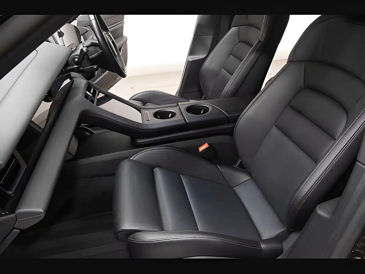 Used 2021 Porsche Taycan Performance Plus 4S Grey - Interior and Exterior details 10