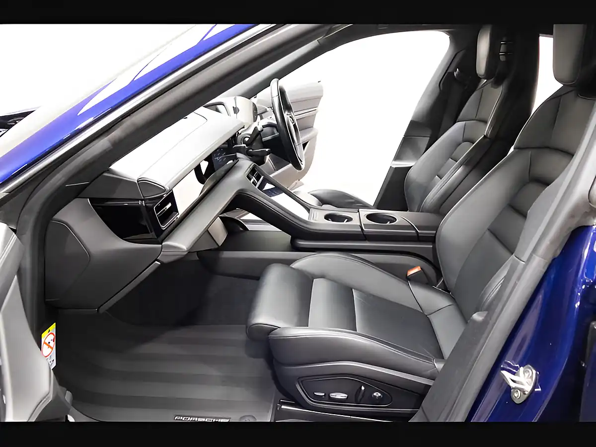 Used 2021 Porsche Taycan Performance Plus Blue - Interior and Exterior details 17