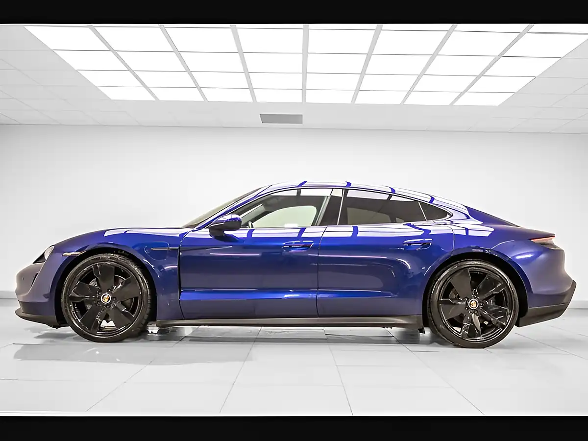 Used 2021 Porsche Taycan Performance Plus Blue - Interior and Exterior details 4