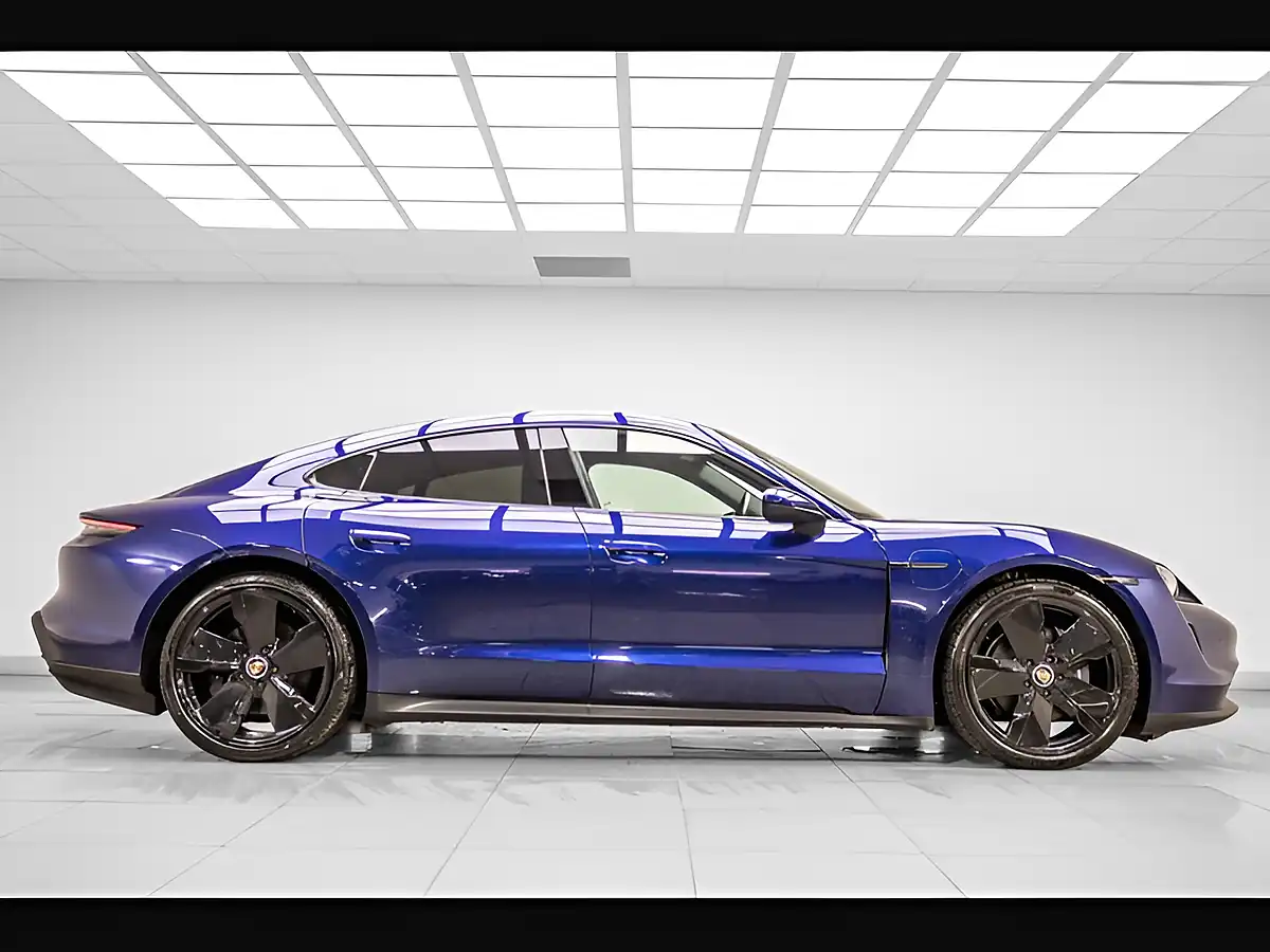 Used 2021 Porsche Taycan Performance Plus Blue - Interior and Exterior details 6