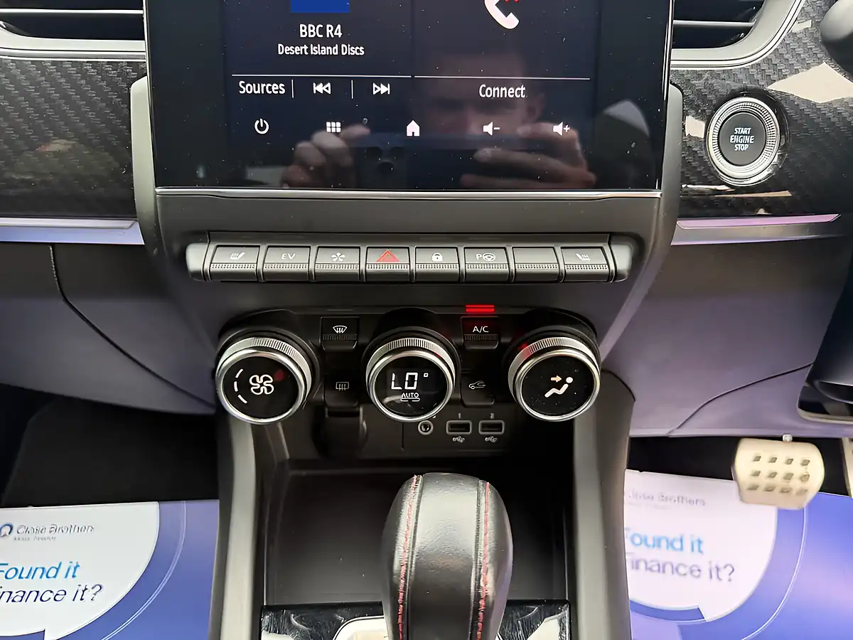 Used 2021 Renault Arkana R.s. Line Grey - Interior and Exterior details 13