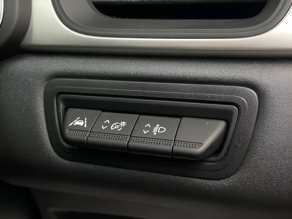 Used 2021 Renault Captur Iconic Grey - Interior and Exterior details 10