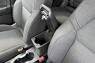 Used 2021 Renault Captur Iconic Oyster Grey/ Diamond Black - Interior and Exterior details 14