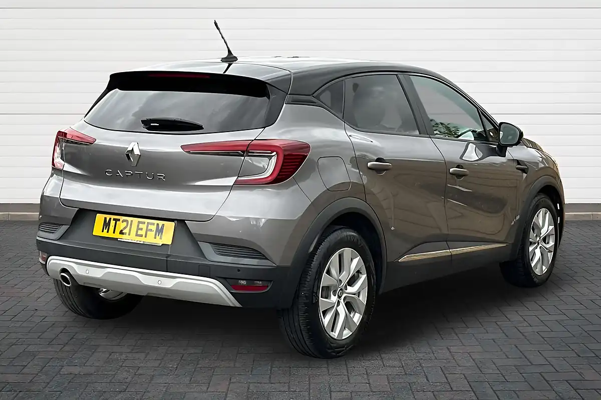 Used 2021 Renault Captur Iconic Oyster Grey/ Diamond Black - Interior and Exterior details 3