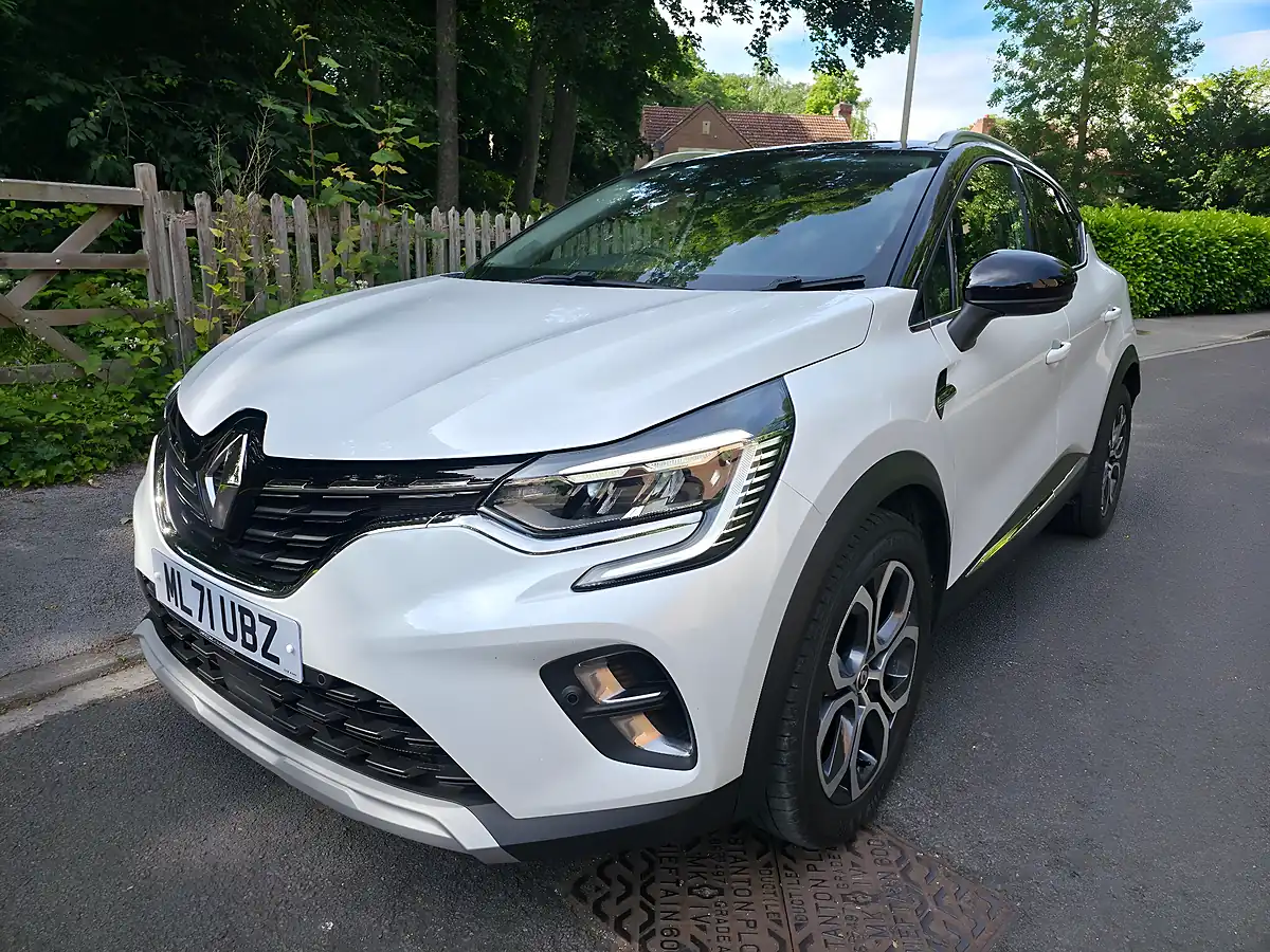 Used 2021 Renault Captur S Edition White - Interior and Exterior details 2