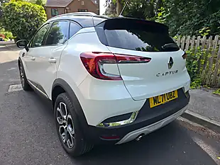 Used 2021 Renault Captur S Edition White - Interior and Exterior details 4