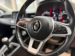Used 2021 Renault Clio Iconic Black - Interior and Exterior details 16