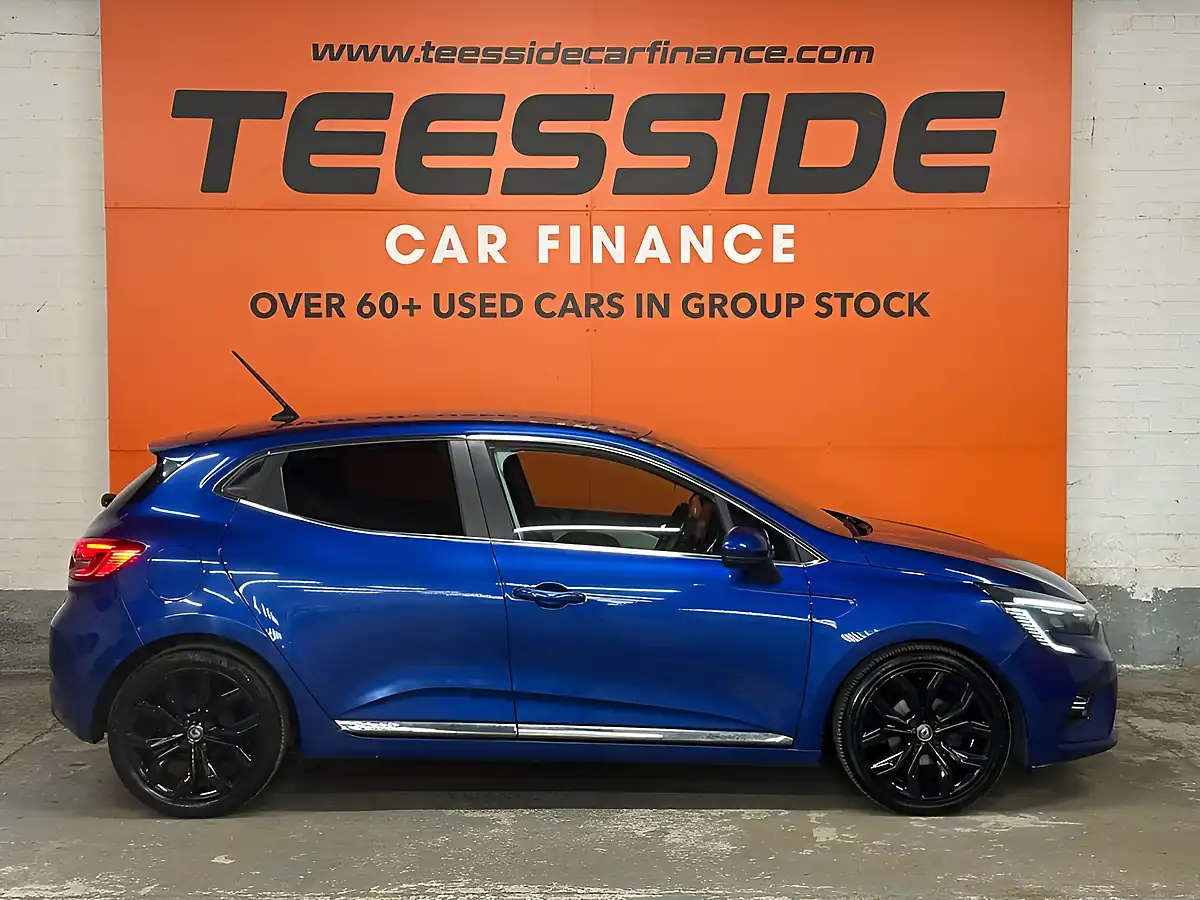 Used 2021 Renault Clio S Edition Blue - Interior and Exterior details 13
