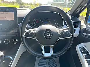 Used 2021 Renault Clio S Edition Blue - Interior and Exterior details 18