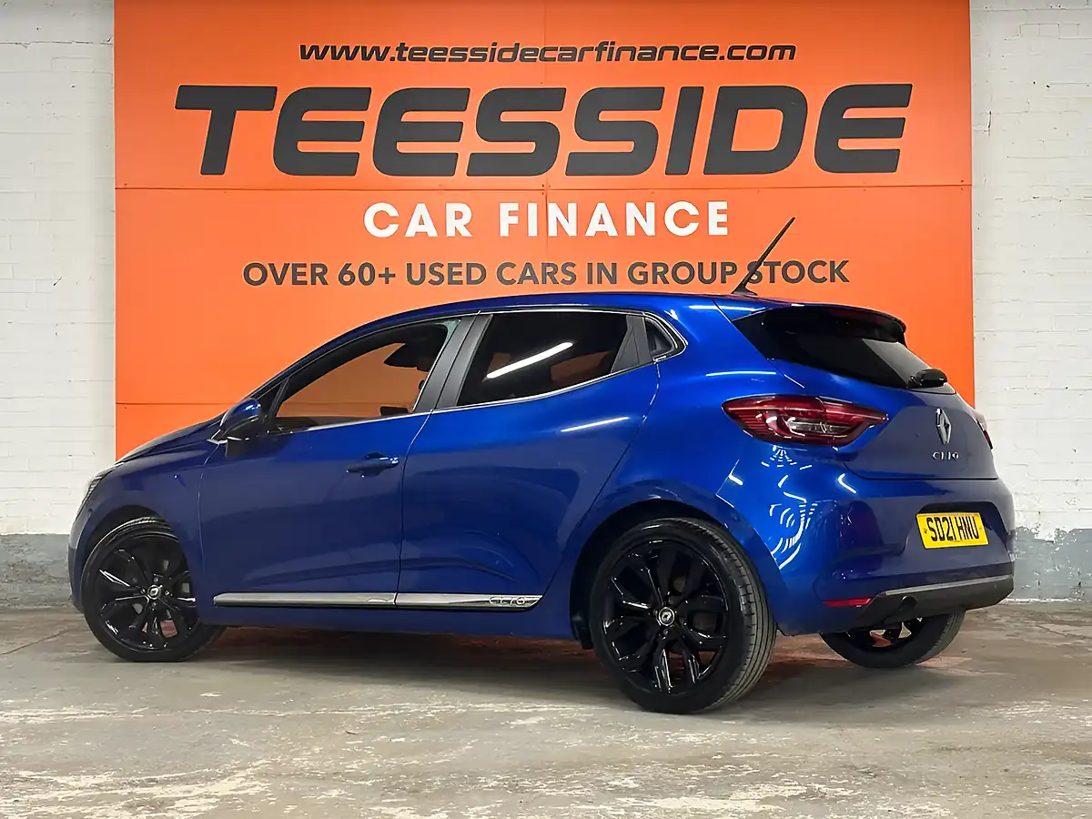 Used 2021 Renault Clio S Edition Blue - Interior and Exterior details 4