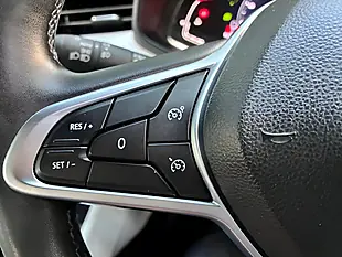 Used 2021 Renault Clio S Edition Orange - Interior and Exterior details 17