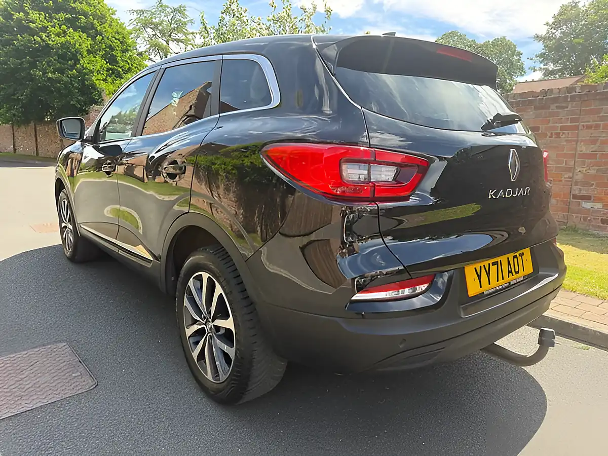 Used 2021 Renault Kadjar Iconic Black - Interior and Exterior details 5