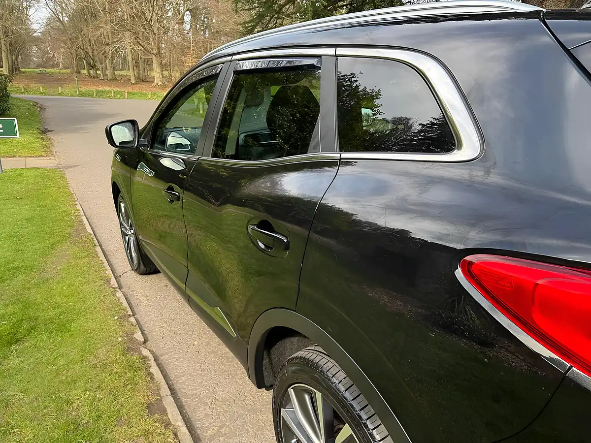 Used 2021 Renault Kadjar S Edition Black - Interior and Exterior details 18
