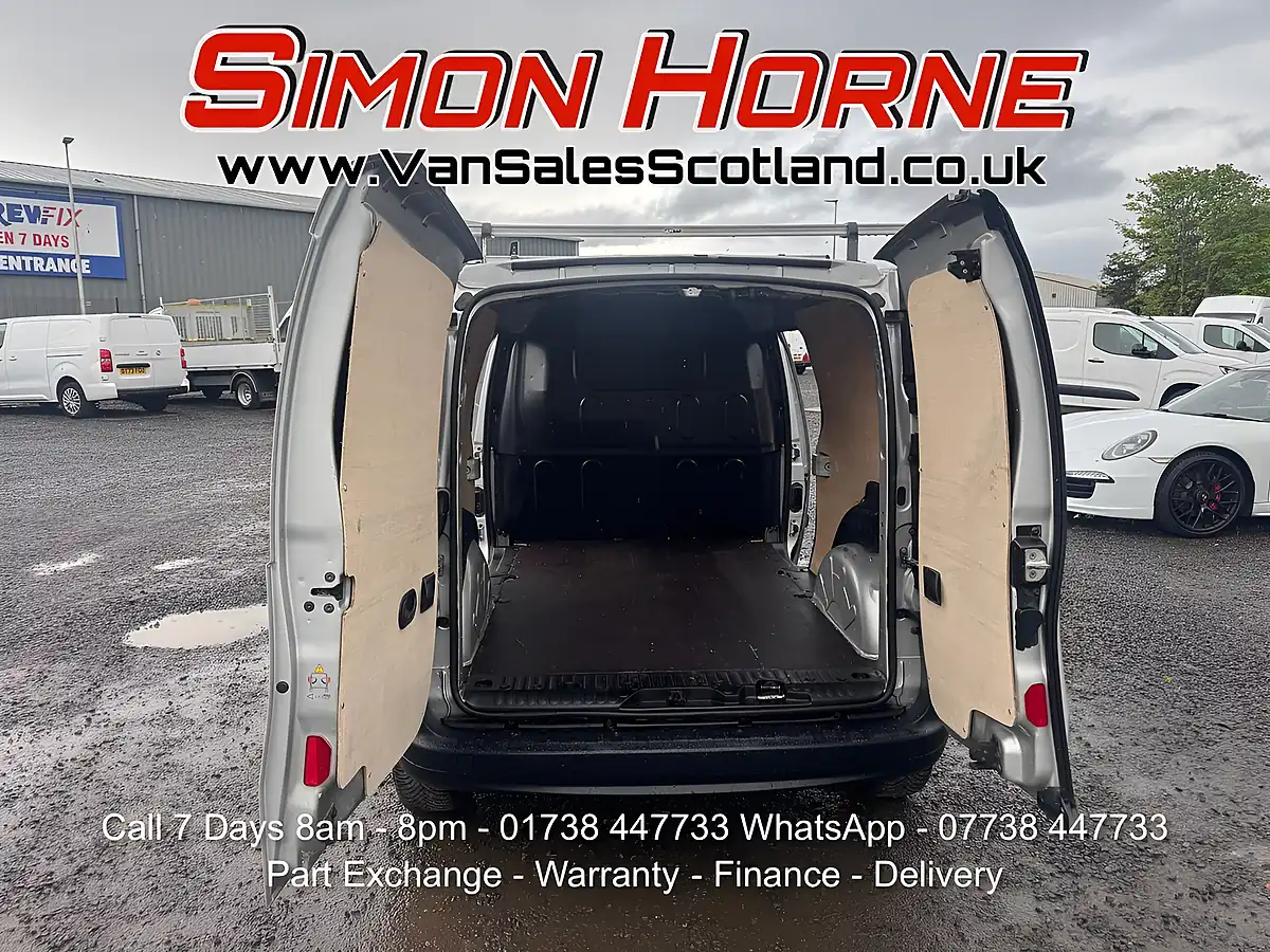 Used 2021 Renault Kangoo Business - Interior and Exterior details 16