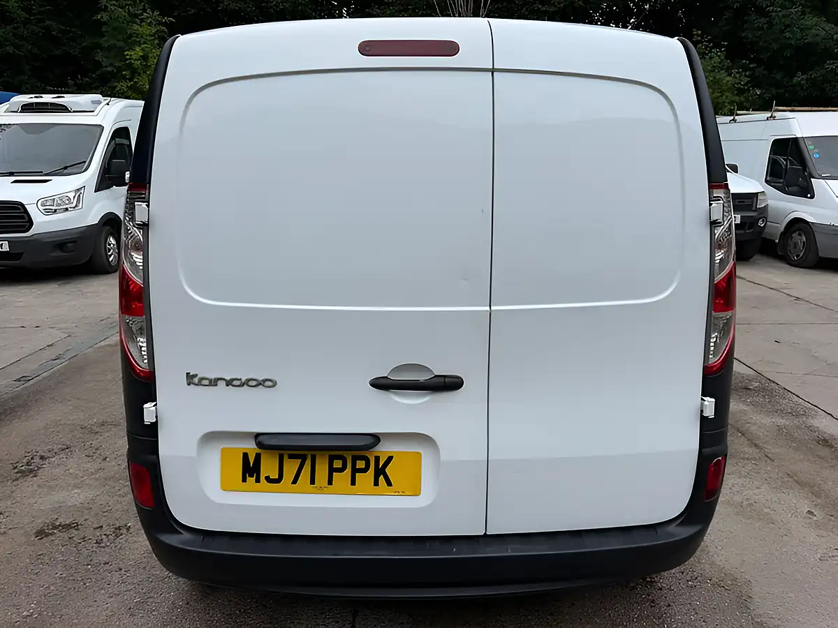 Used 2021 Renault Kangoo Business White - Interior and Exterior details 10