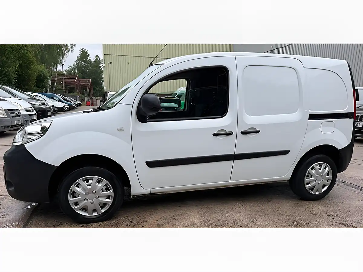 Used 2021 Renault Kangoo Business White - Interior and Exterior details 12