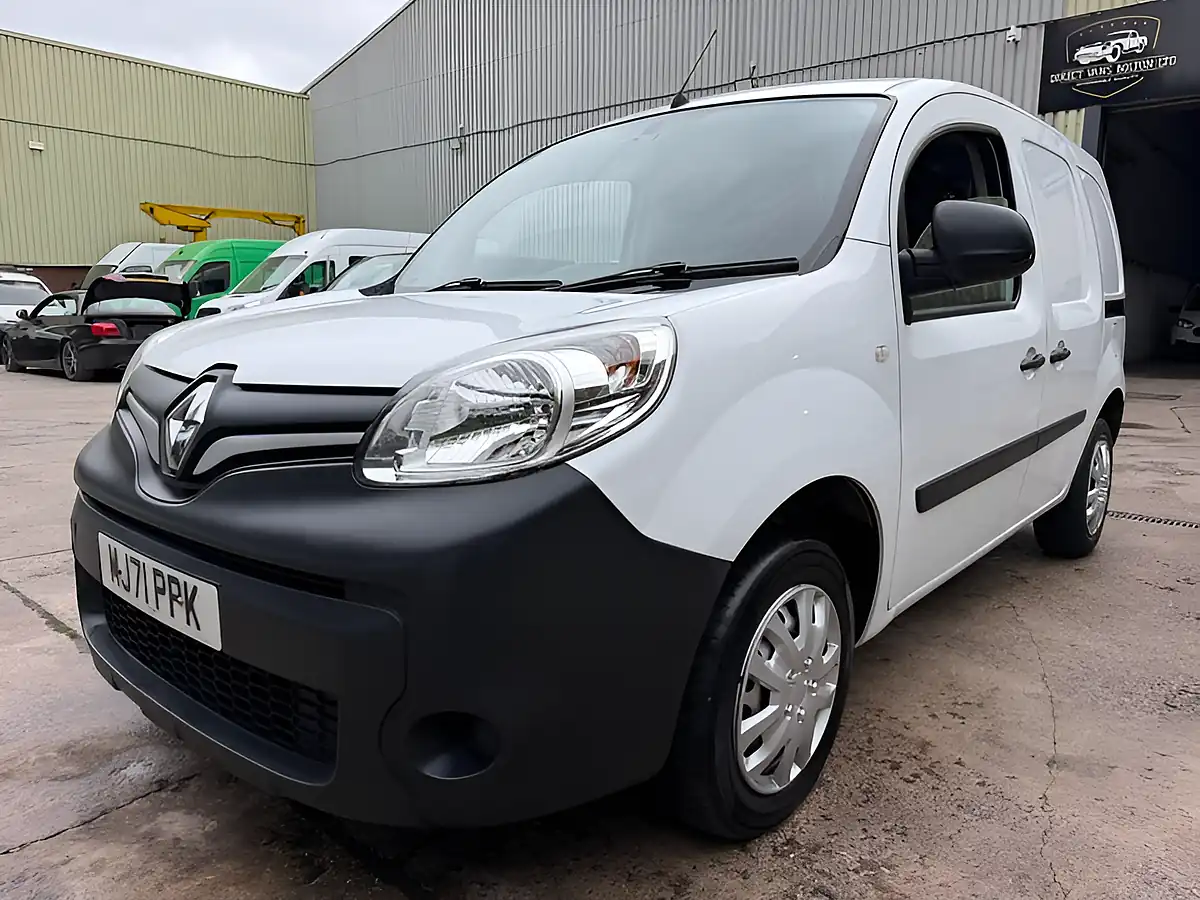Used 2021 Renault Kangoo Business White - Interior and Exterior details 13
